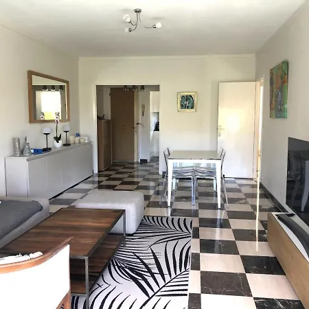 Beautiful T3 Terrasse Apartman