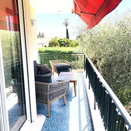Beautiful T3 Terrasse Apartman *